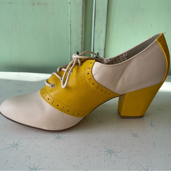 Brand new BAIT footwear women’s size 10 saddle oxfords heels yellow and cream - Picture 5 of 6